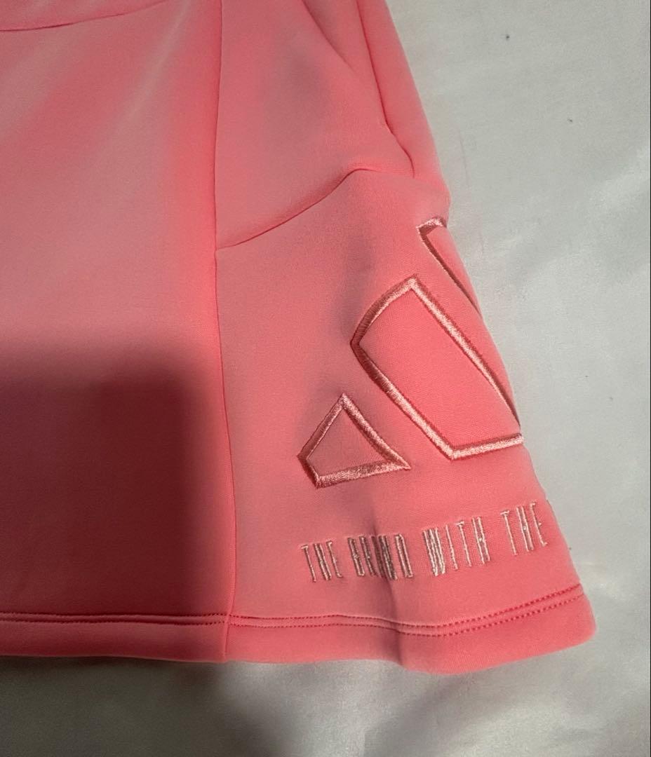 未使用adidas ダンボールニットフーディースカート セットアップ　ピンク
