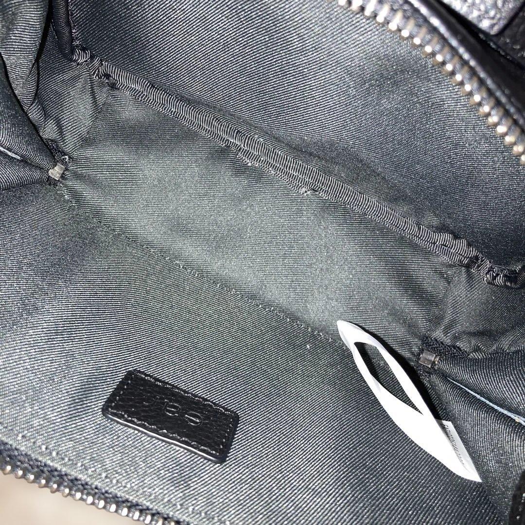 イアパピヨネ リバイバル!牛革　整理整頓/ウォレット&ショルダーバッグ