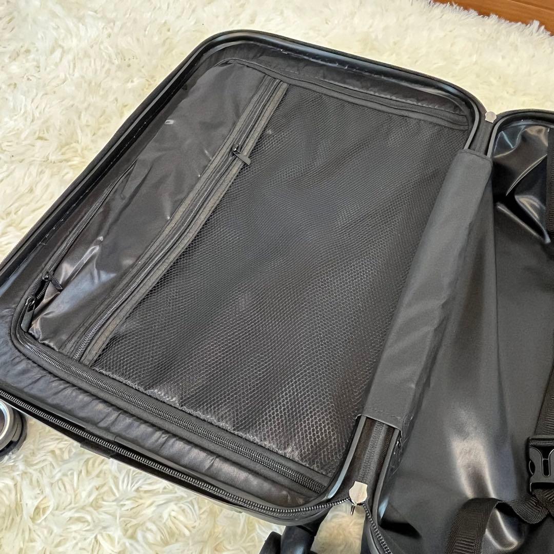 メルセデス・ベンツ 軽量オリジナルスーツケース 機内持ち込みキャリー