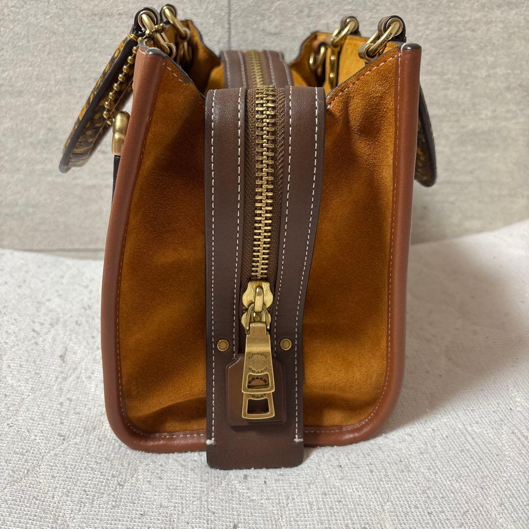 【お値下げ中】COACHローグ25 シグネチャーテキスタイル ハンドバッグ