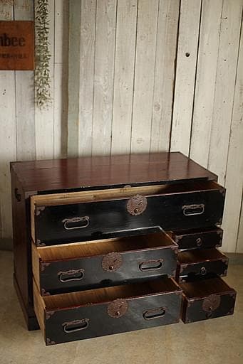 綺麗な丸金具庄内箪笥 抽斗6杯 タンス 収納 古家具 古民家 時代