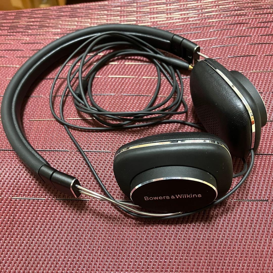 ヘッドホン P3 S2 スタッフオススメ！ファッション×ヘッドホン：05】ビジネスカジュアル