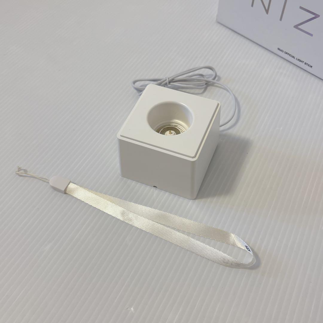 【動作確認済み】 NIZIU 公式 ペンライト MAYUKA ケース付き