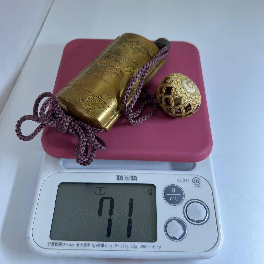 梶川作 極上蒔絵印籠 蓋無木箱付 71g 東Y7-0710⭐︎2F