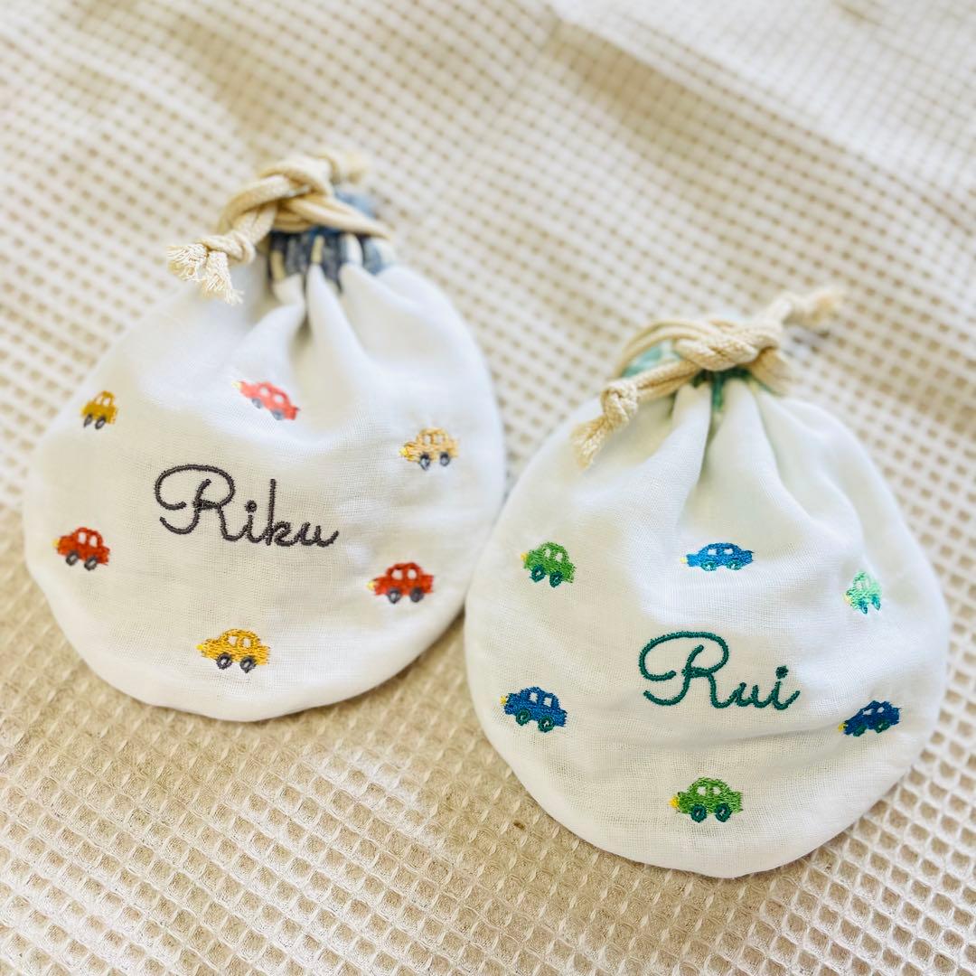 名入れ刺繍　もくもくスタイ《くるま》