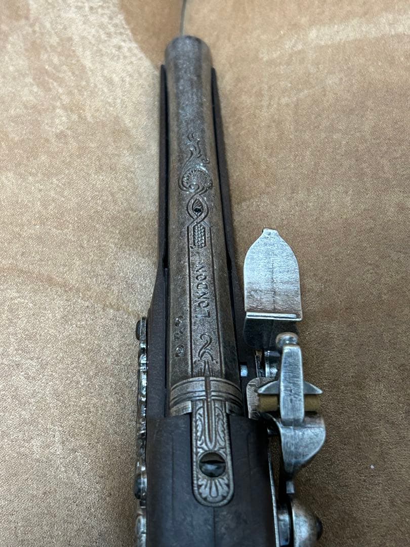 美品 動作確認済みKTW フリントロックピストル　エアコッキング