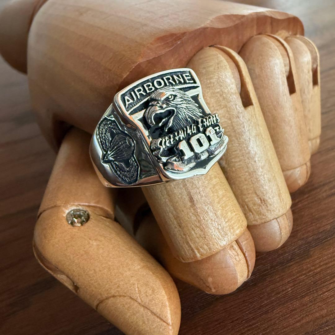 シルバー925無垢【新品】第101空挺師団　US ARMY カレッジリング 本物