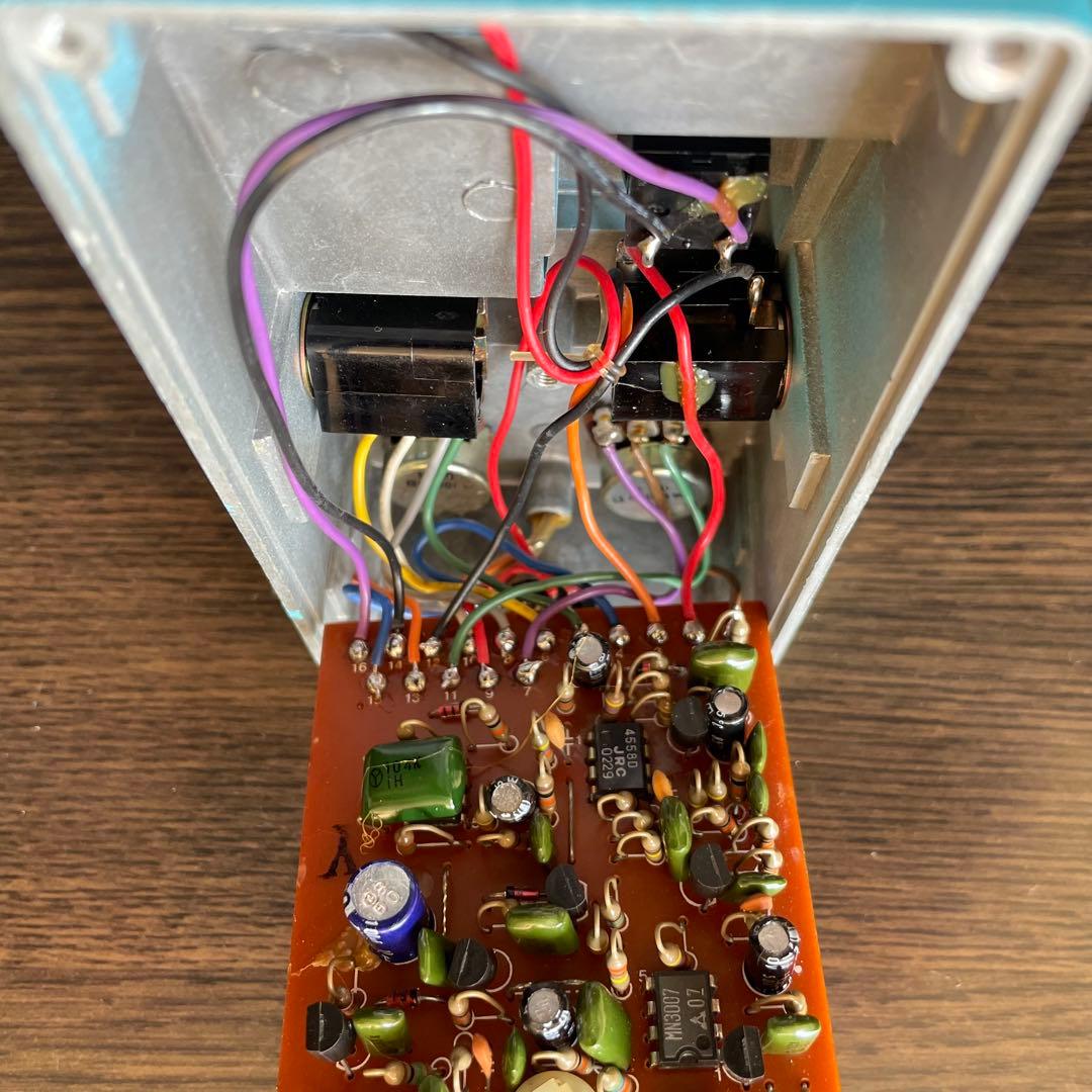 ギターヒーロー様依頼の為値下　BOSS Chorus CE-2 シリアル9700