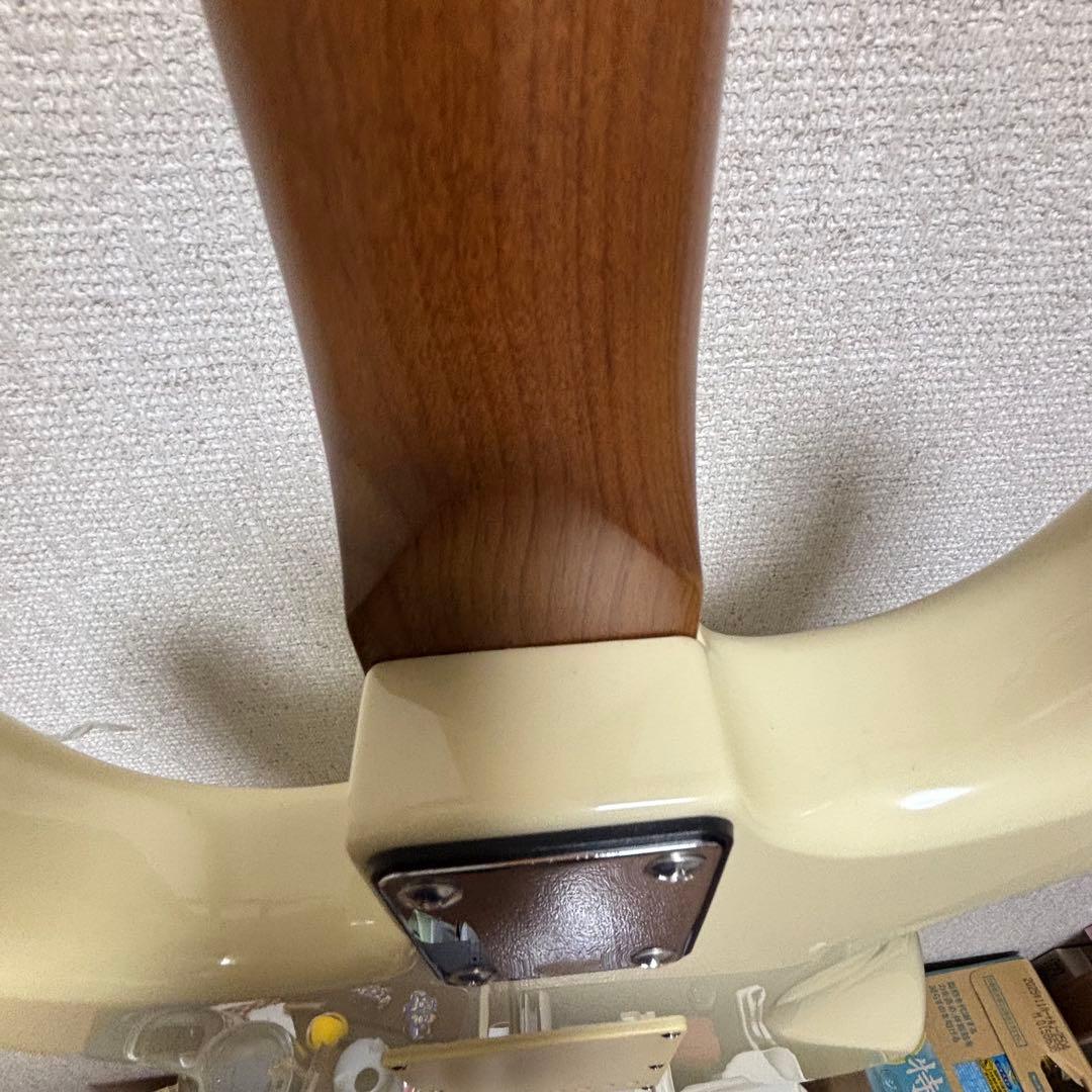 ポ*ン様 バッカス BACCHUS BST-2-RSM/M OWH エレキギター