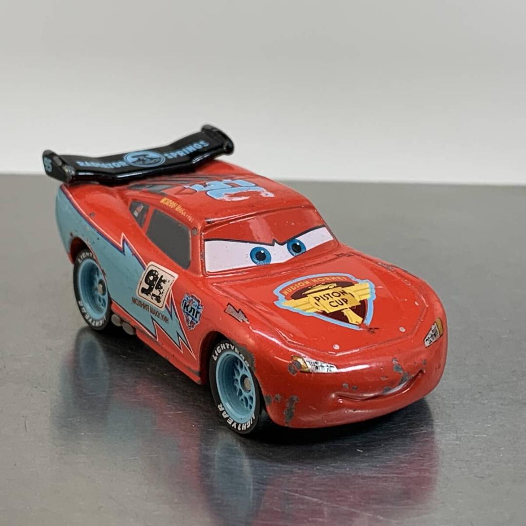 トミカカーズ非売品ライトニング・マックィーン アイスレーサータイプ (TC107