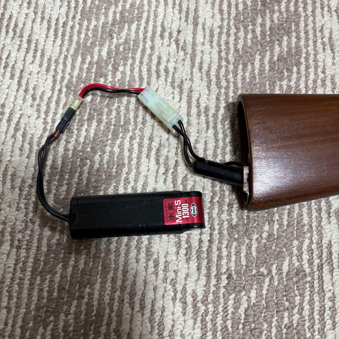 東京マルイ　AK47 スタンダード電動ガン　バッテリー、マガジン付き