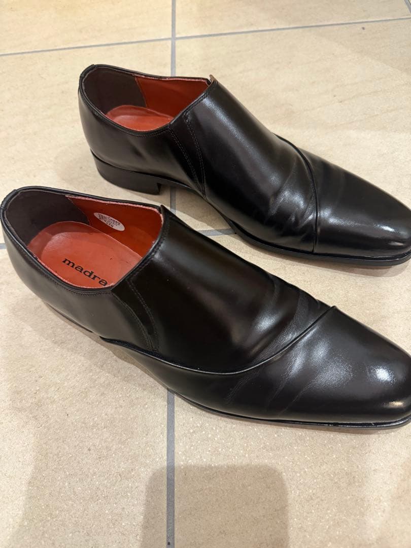 madras ブラックレザー ドレスシューズ
