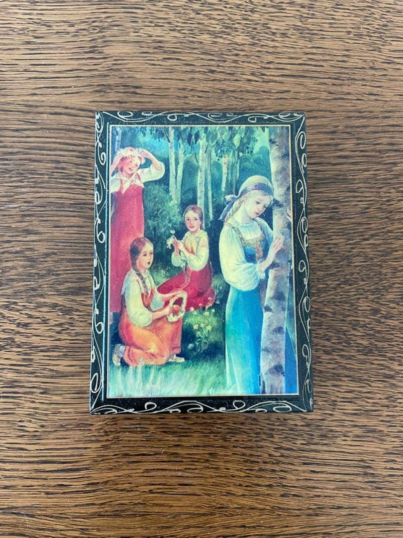 少女たちの絵の装飾ボックス ひみつのラブリーボックス キミとアイドルプリキュア♪ 3歳 4歳 5歳