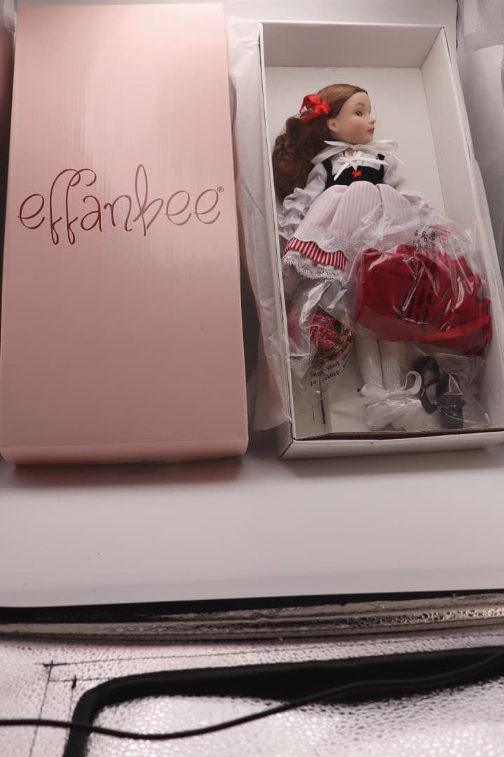 What Big Eyes You Have エファンビー・ドール 35cm - メルカリ