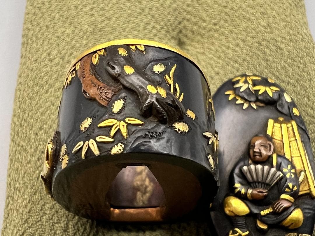 【海】江戸後期屈指名工！浜野矩随！『矩随』在銘 赤銅人物高彫金銀象嵌 縁頭 超絶