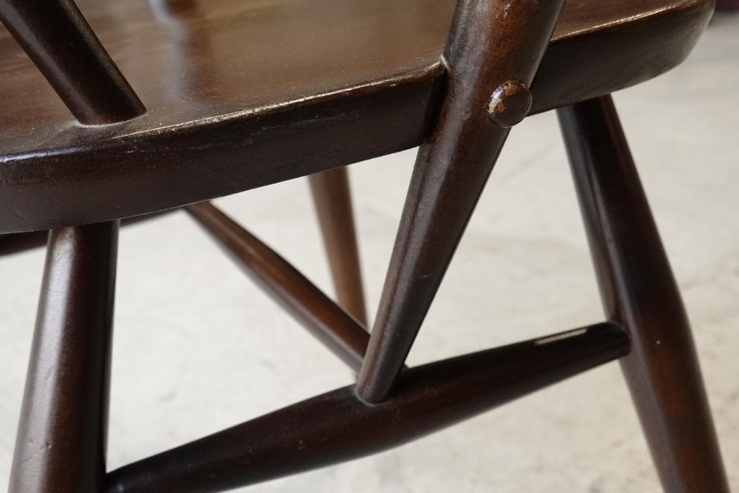 ERCOL / アーコール｜クエーカーアームチェア｜エルム材 1960年代