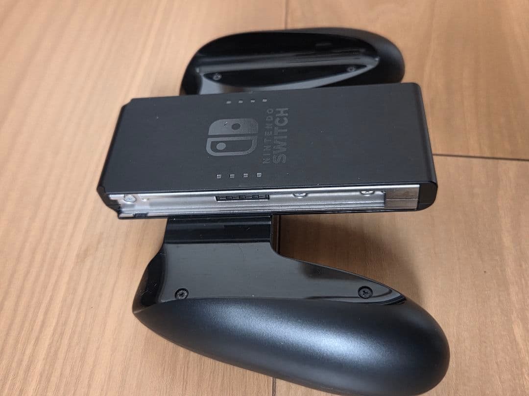 7　Nintendo Switch 本体 グレー 付属品付き