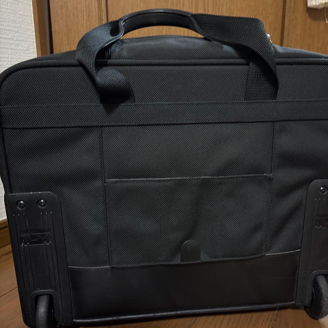 TUMI 黒 ビジネスキャリー トゥミ キャリーオンバッグ26003D4