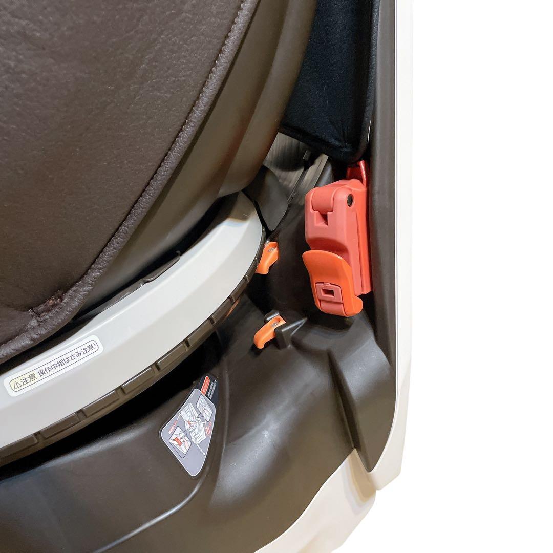 コンビ　ネルーム　lite EF ダークブラウン　combi チャイルドシート