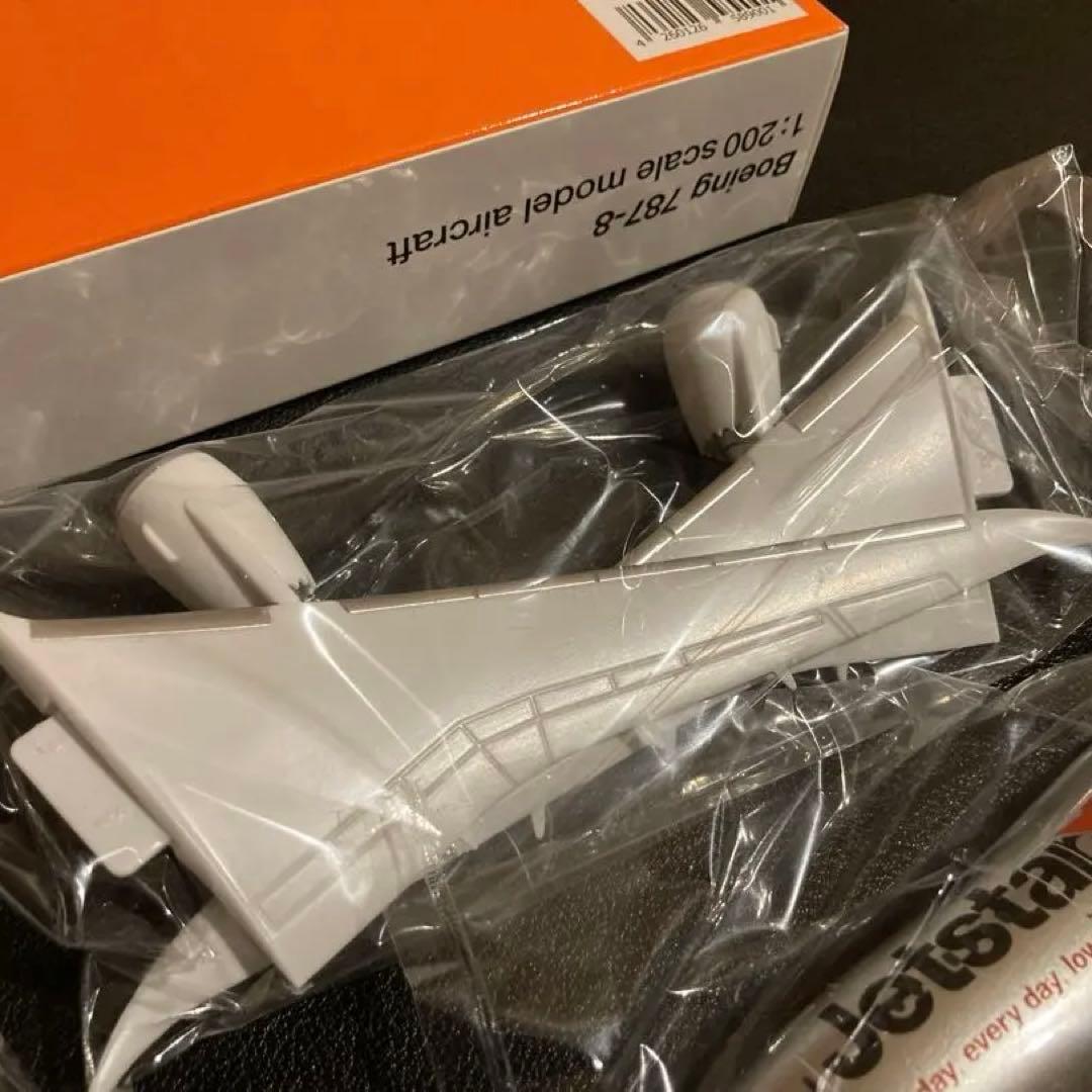 Jetstar Boeing 787-8 1:200モデル