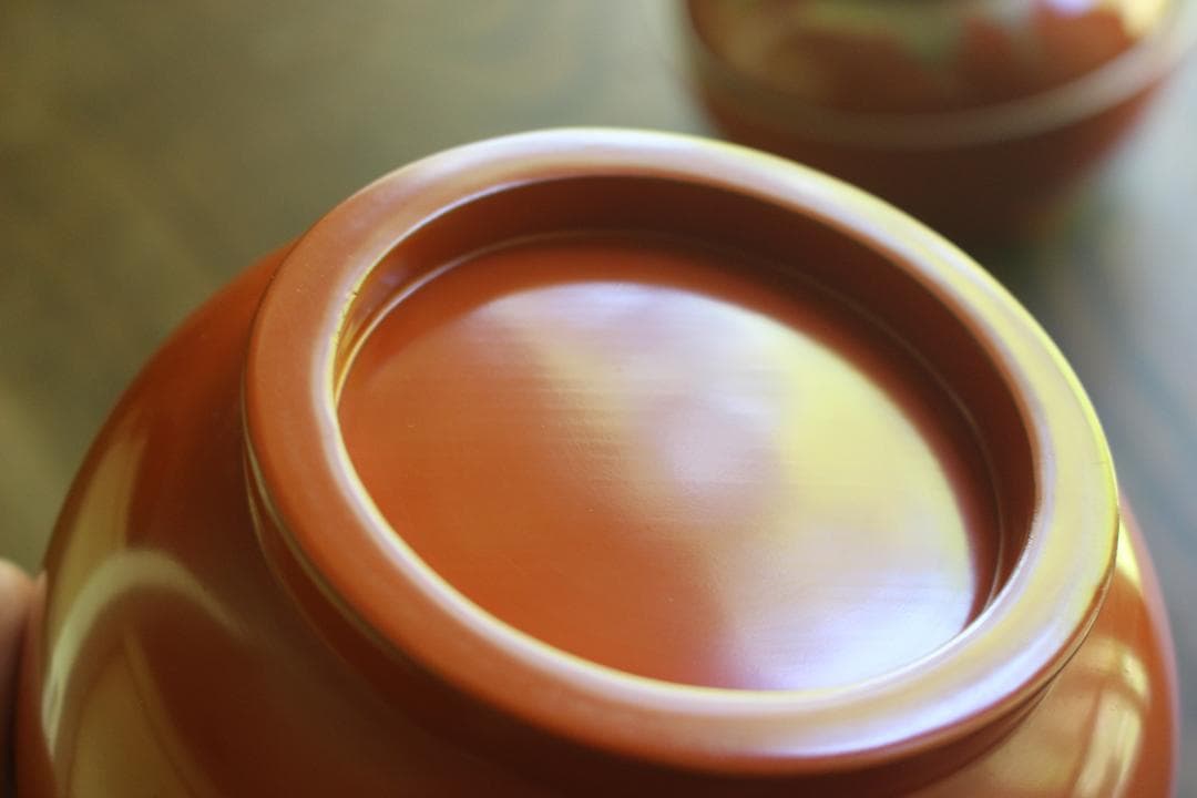 時代逸品！時代金縁朱漆に極上牡丹蝶螺鈿蒔絵の映えるお椀2点（検輪島塗蒔絵椀雑煮椀