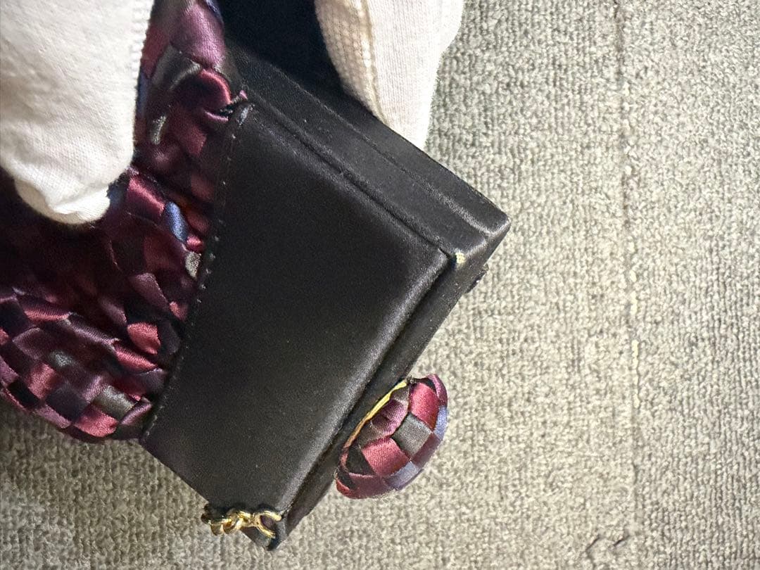 ボッテガヴェネタ イントレチャート　がま口チェーンショルダーバッグ