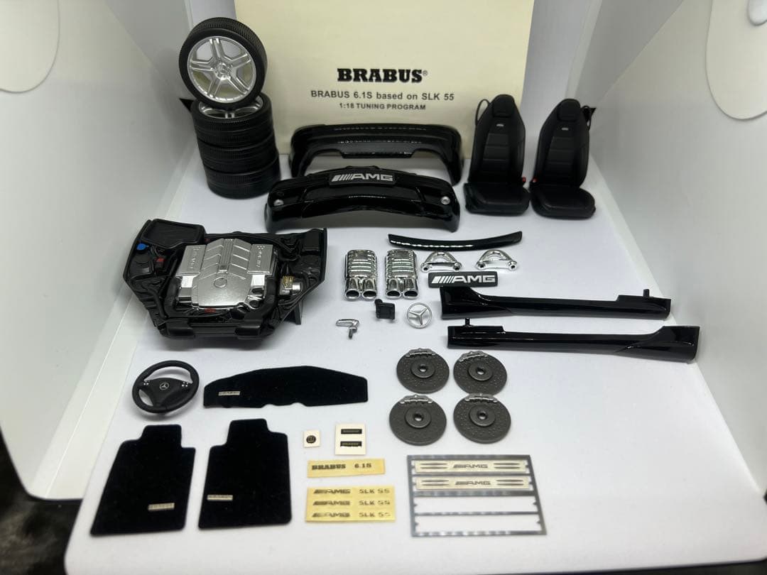 絶版1/18メルセデスベンツSLK55 brabus/AMG (ホットワークス)