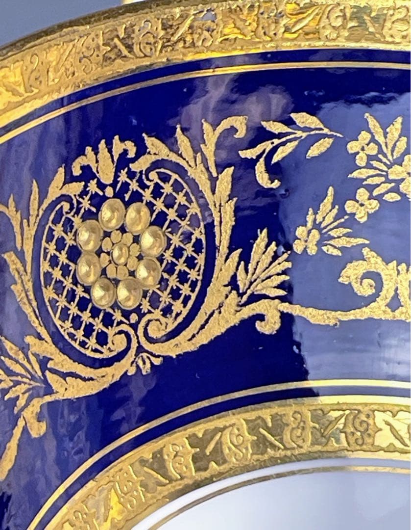 美品】オールドミントン コバルト地 金彩 ブイヨンカップ＆ソーサー 金盛り