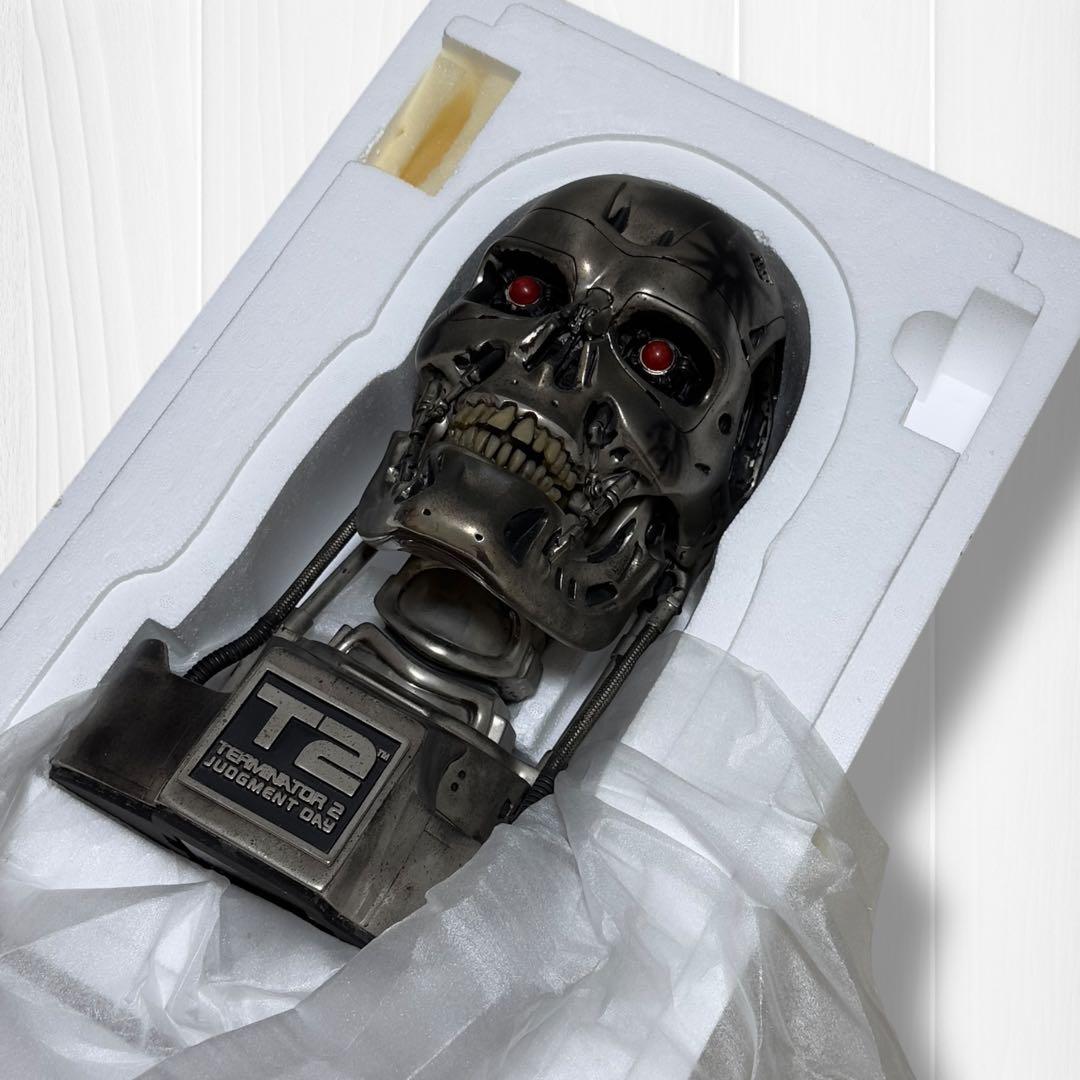 【希少品】T-800 ENDSKULL PROP REPLICA