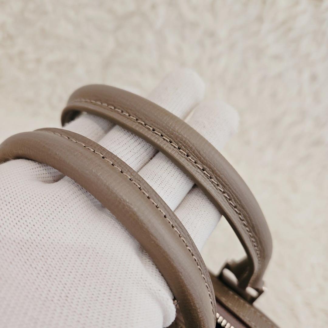 新品 タケオキクチ ビジネスバッグ ブリーフケース レザー A4 ベージュ