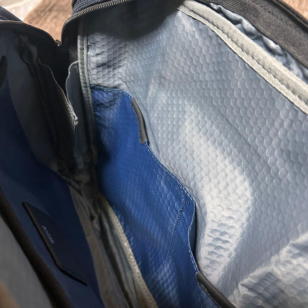 未使用　タグ　TUMI オールバニ スリム　コミューター　ブリーフ BRAVO