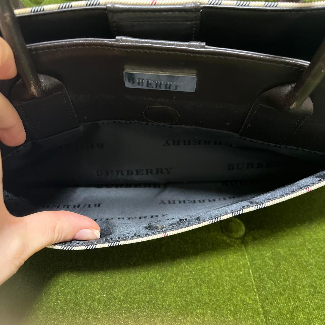 美品 バーバリー　ロゴプレート　ハンドバッグ　スクエア