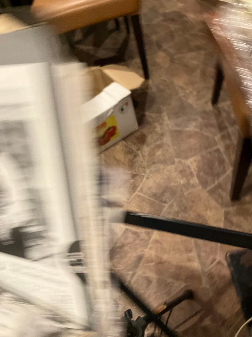 【至急発送】明石家さんま　直筆サイン　写真　切抜き記事　70枚ほど