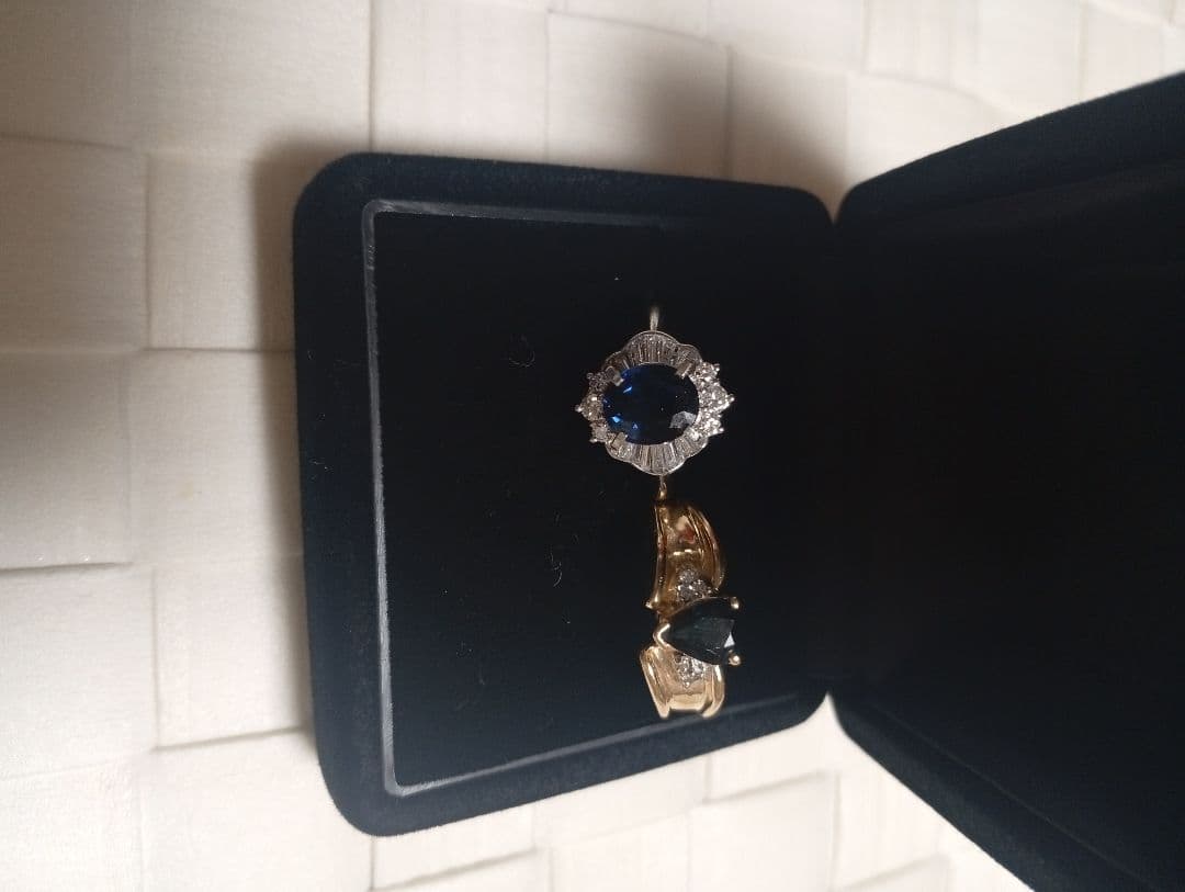 オニキス？ブラックダイヤ？トライアングルカット リング