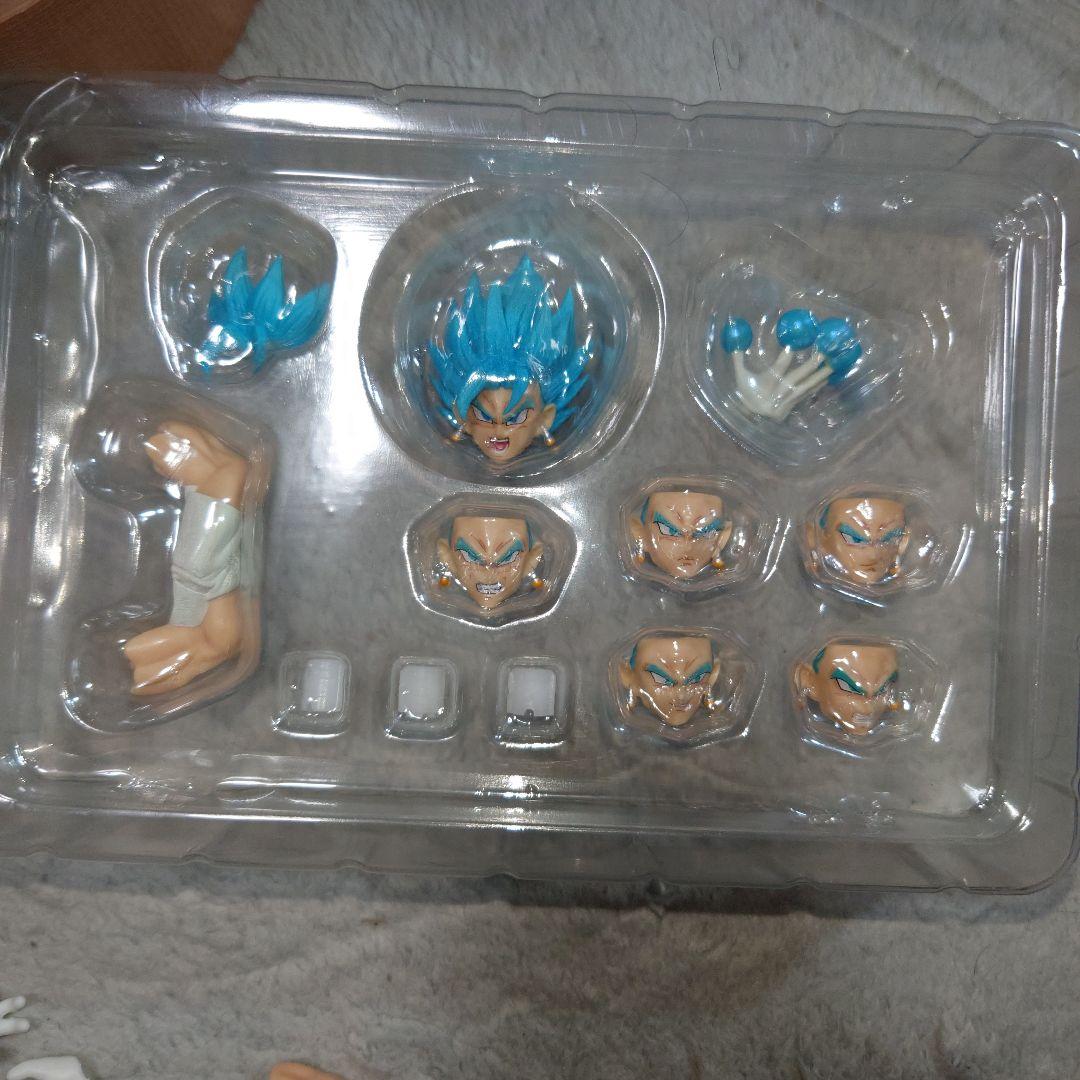 octoysベジット&Tonsenarttoys Kamione ゴジータ - メルカリ