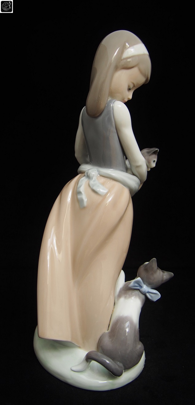 リヤドロ】【子猫をエプロンに】【絶版】【1309】